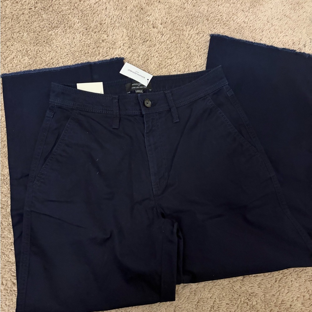 Banana Republic Wide Leg Cropped pant NWT size 2